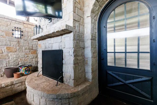 $1,800,000 | 8117 County Road 6220, Shallowater, TX 79363