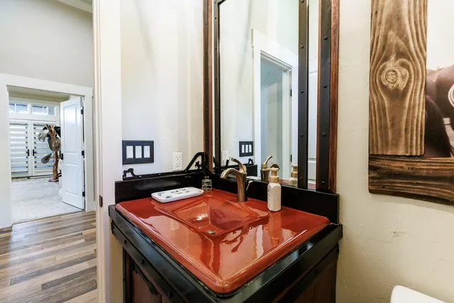 $1,800,000 | 8117 County Road 6220, Shallowater, TX 79363