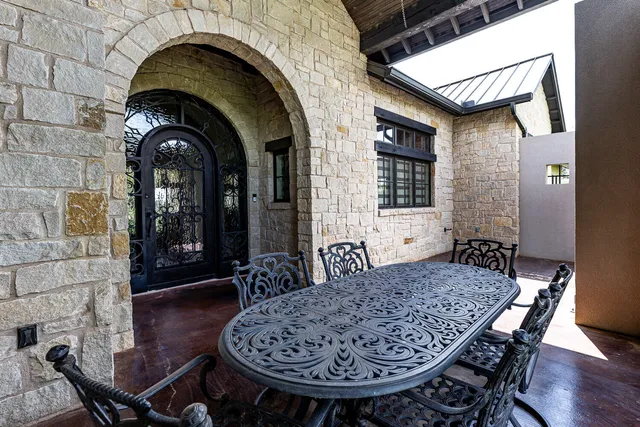 a view of a basketball court