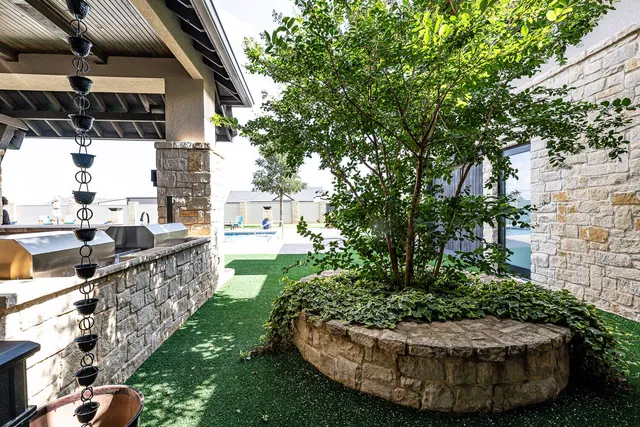 $1,800,000 | 8117 County Road 6220, Shallowater, TX 79363