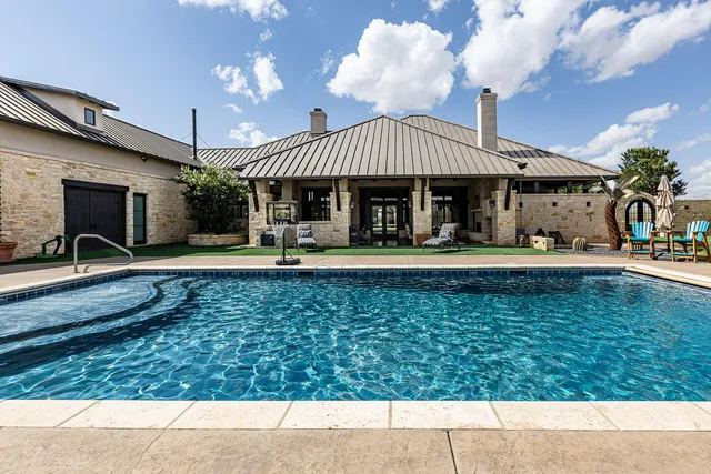 $1,800,000 | 8117 County Road 6220, Shallowater, TX 79363