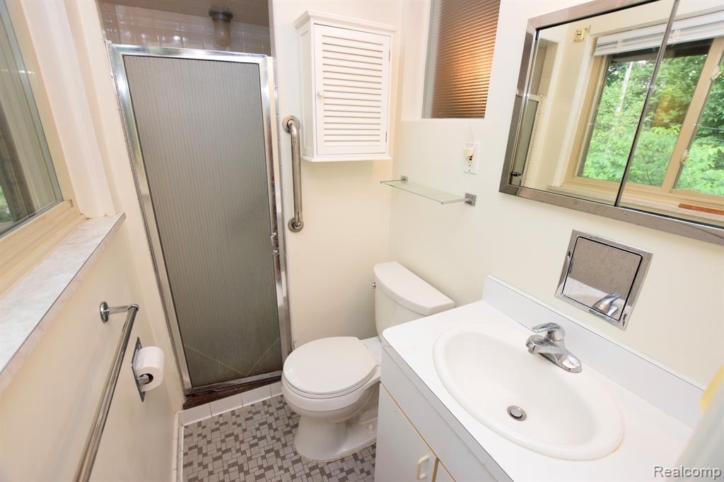 2114 Needham Road Ann Arbor, MI 48104 - Photo 11 of 26