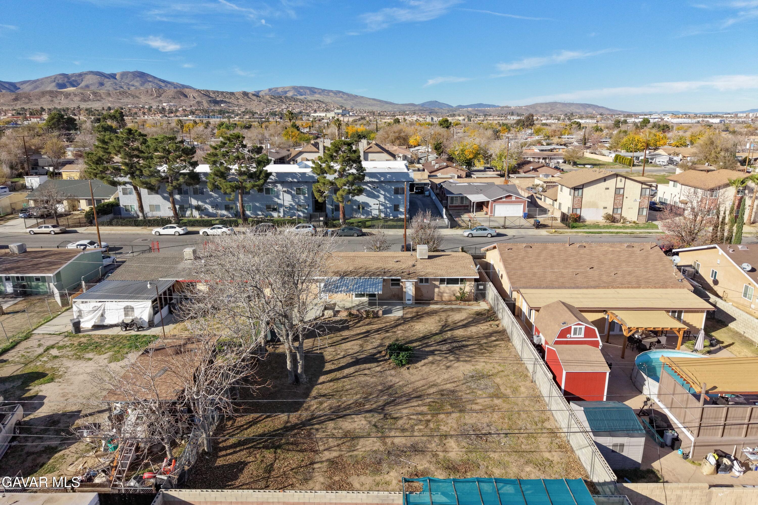 38640 Larkin Avenue Palmdale, CA 93550 - Photo 16 of 38 a view of a city