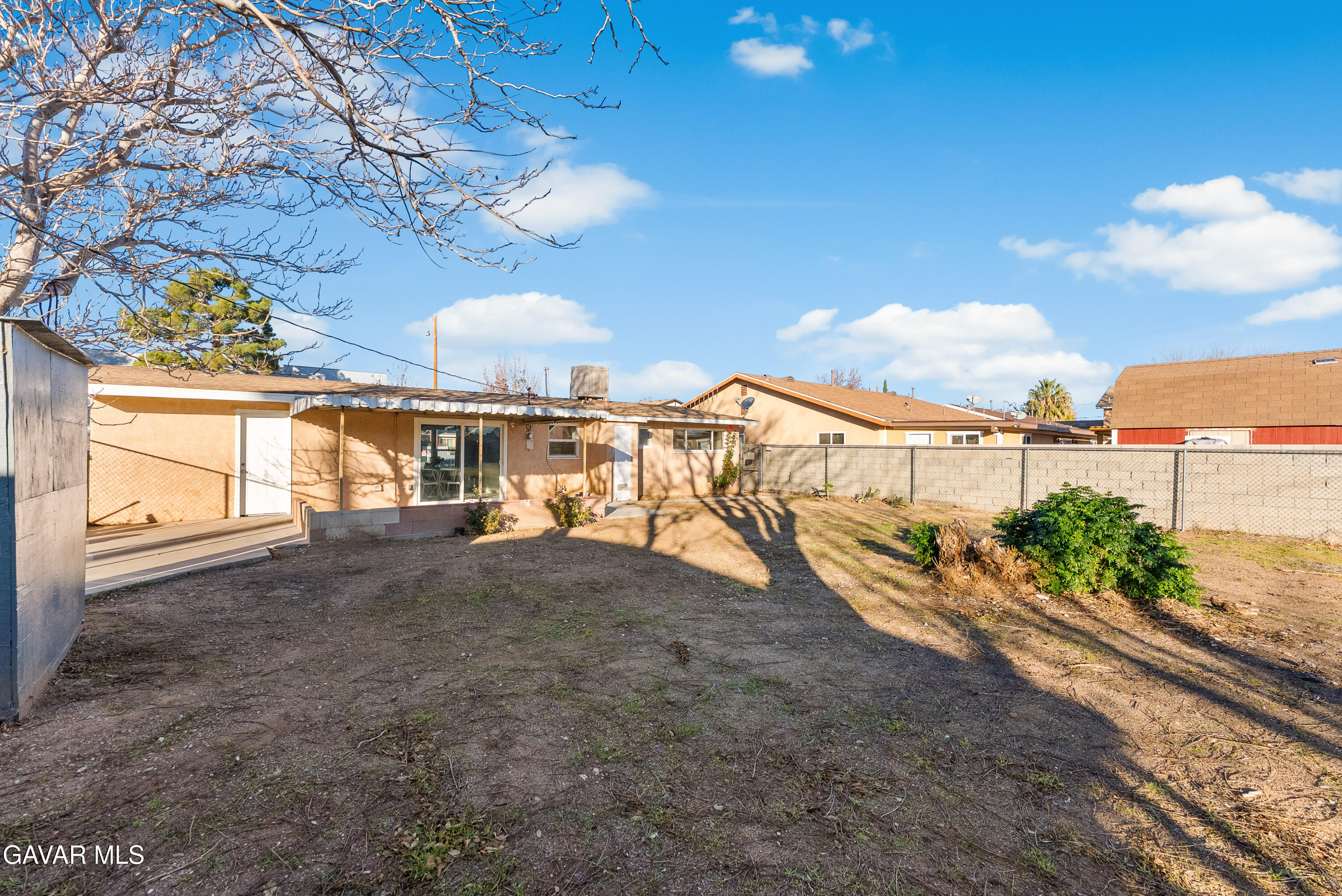 38640 Larkin Avenue Palmdale, CA 93550 - Photo 34 of 38 a view of a house with a yard