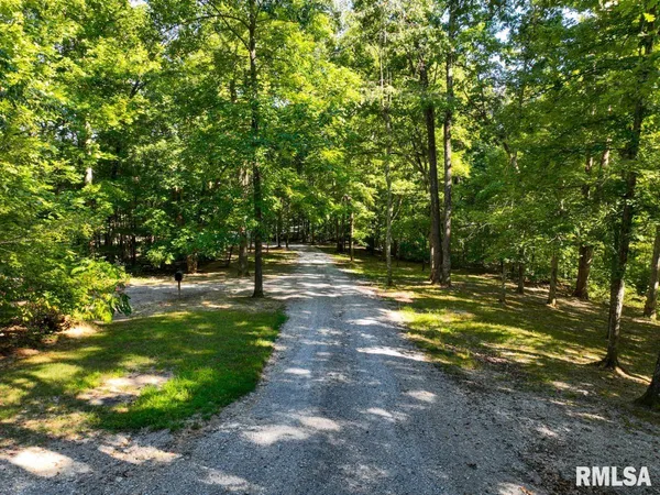 $193,845 | 1380 Highway 45, Vienna, IL 62995