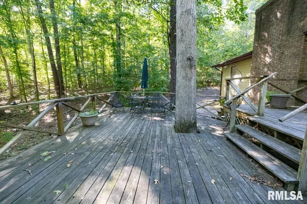 $193,845 | 1380 Highway 45, Vienna, IL 62995