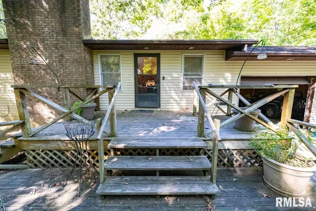 $197,000 | 1380 Highway 45, Vienna, IL 62995