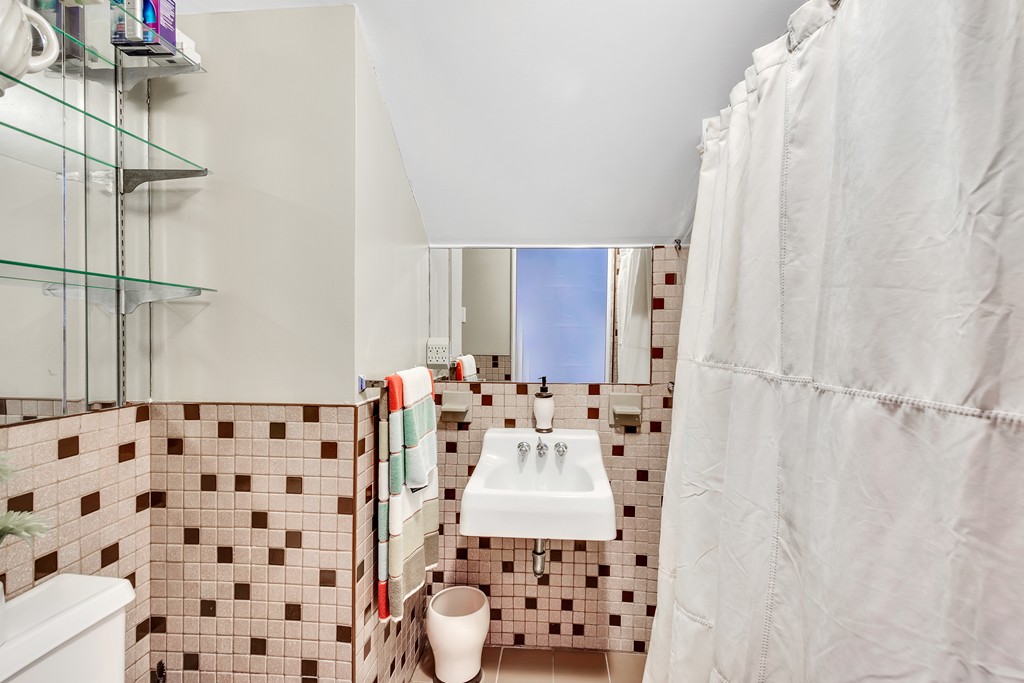 45 Owencroft Road, Unit 1 Boston, MA 02124 - Photo 17 of 22 Gallery Image 17
