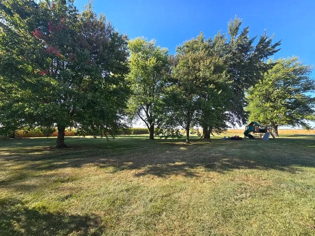 $297,000 | 523 East 2900 North Road, Clifton, IL 60927