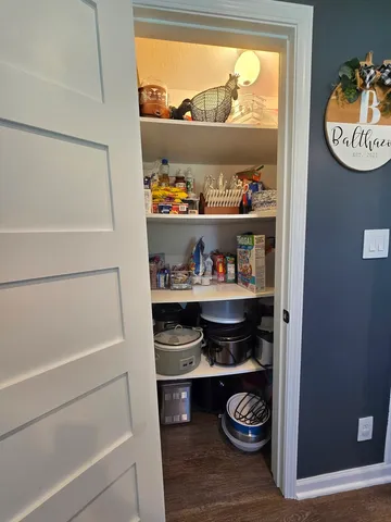 $297,000 | 523 East 2900 North Road, Clifton, IL 60927