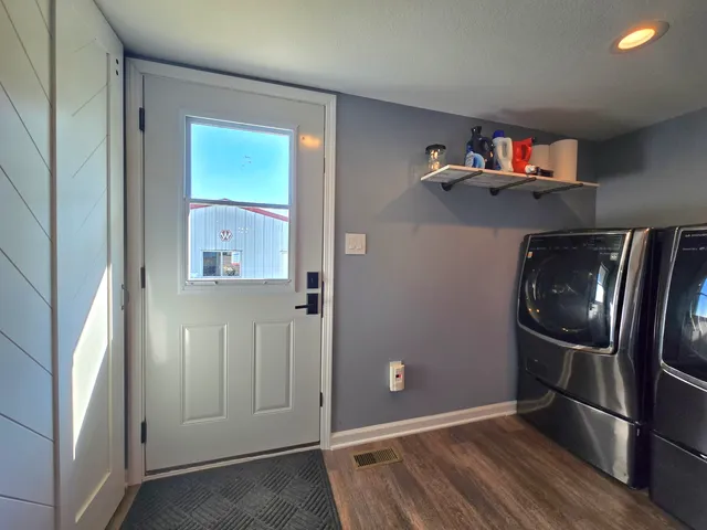 $297,000 | 523 East 2900 North Road, Clifton, IL 60927