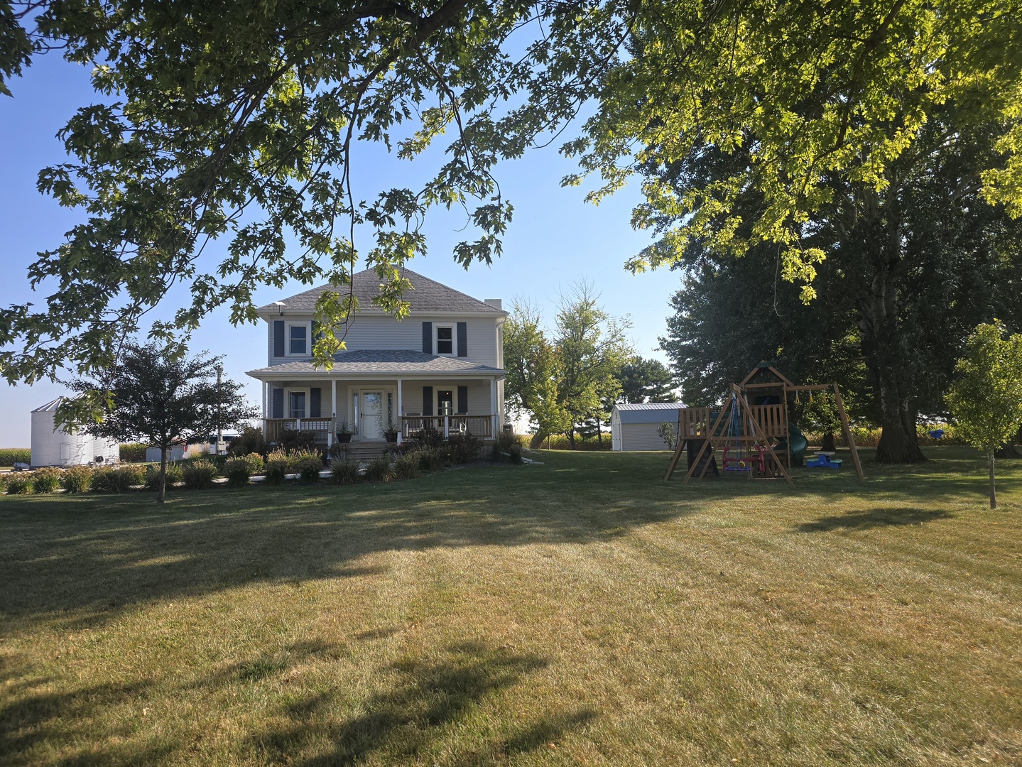 523 East 2900 North Road Clifton, IL 60927 - Photo 3 of 46