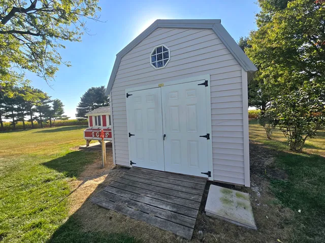 $297,000 | 523 East 2900 North Road, Clifton, IL 60927