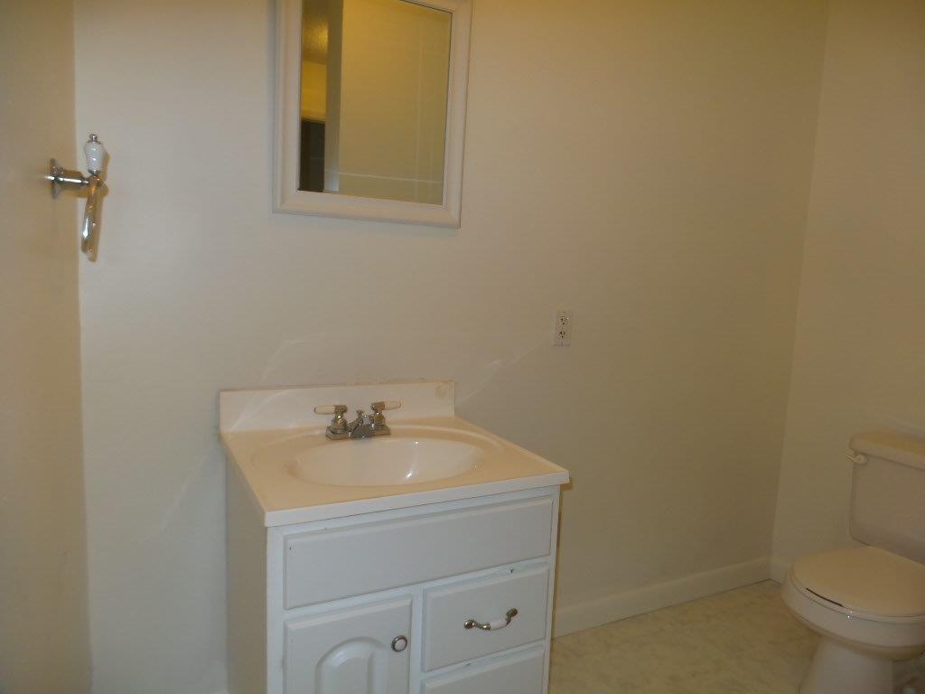 708 Norridgewock Road Fairfield, ME 04937 - Photo 19 of 26 Bath