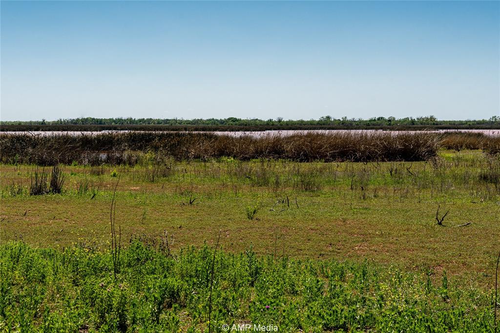 600 St Haskell Tx 79521 Haskell, TX 79521 - Photo 15 of 31 a view of a lake with houses in the back