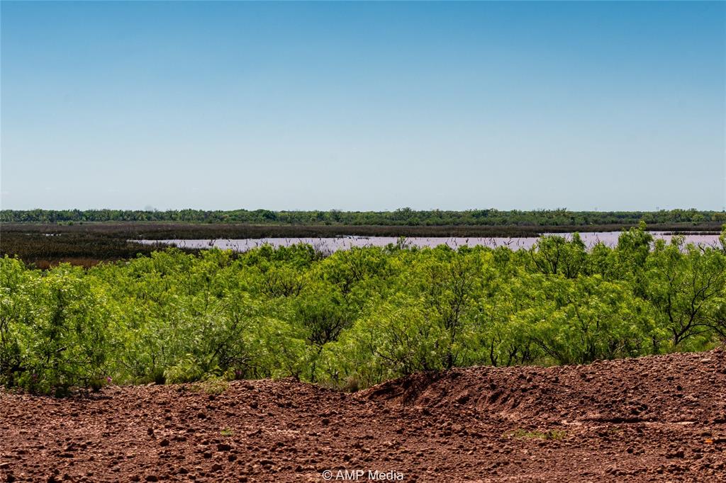 600 St Haskell Tx 79521 Haskell, TX 79521 - Photo 16 of 31 a view of a lake with a city