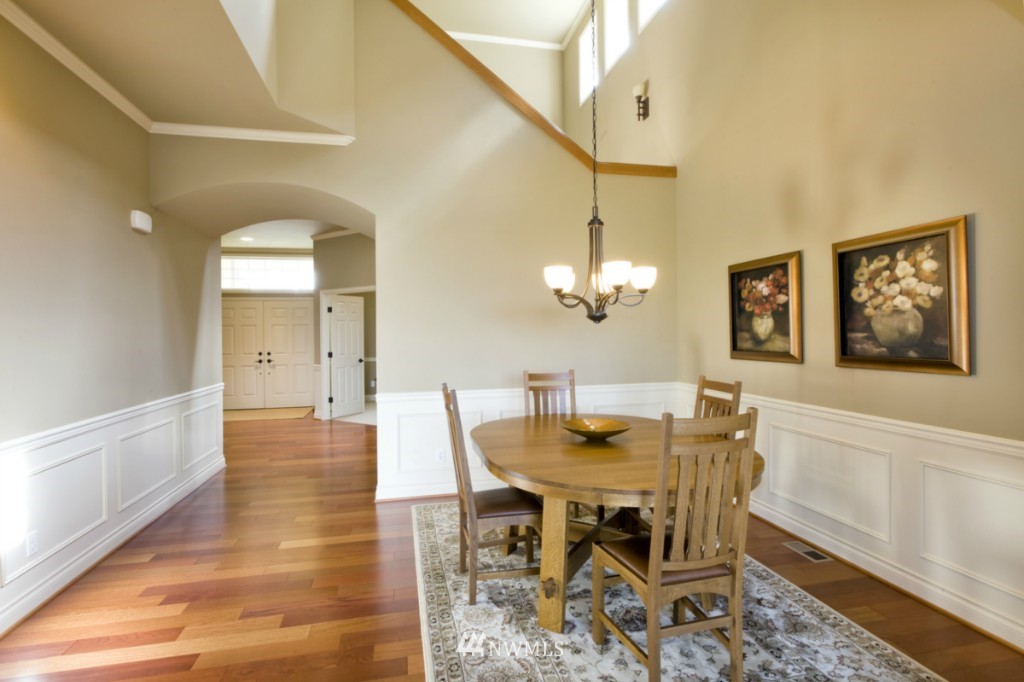 20265 86th Place Northeast Bothell, WA 98011 - Photo 2 of 21 Gallery Image 2