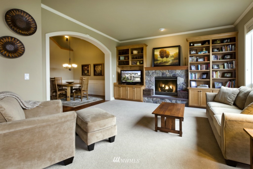 20265 86th Place Northeast Bothell, WA 98011 - Photo 6 of 21 Gallery Image 6