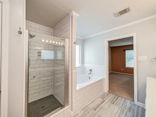 $2,600 | 13215 Sleepy Creek Meadows, Houston, TX 77083