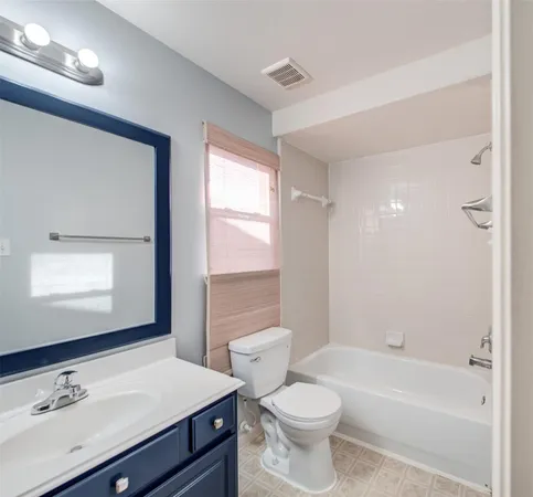 $2,600 | 13215 Sleepy Creek Meadows, Houston, TX 77083