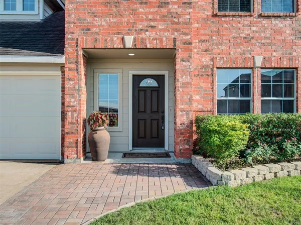 $2,600 | 13215 Sleepy Creek Meadows, Houston, TX 77083