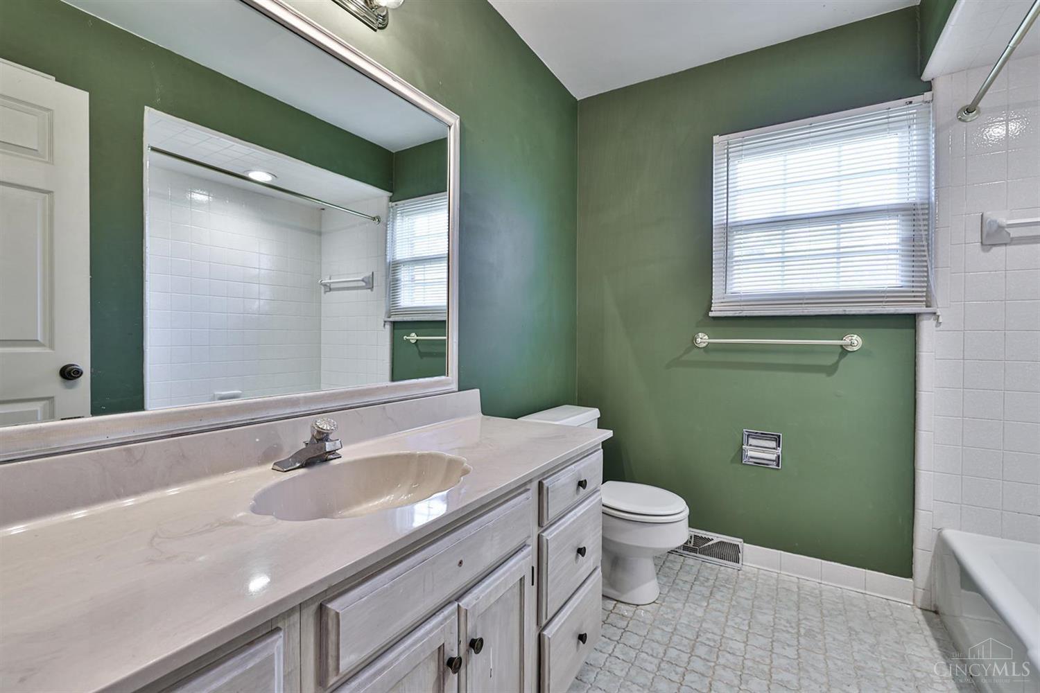 523 Pepper Ridge Road Cincinnati, OH 45244 - Photo 33 of 60 Gallery Image 33