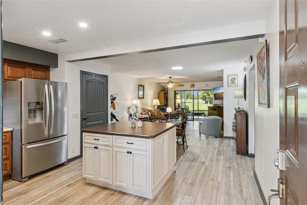 664 Clubhouse Road Winter Haven, FL 33884 - Photo 7 of 33