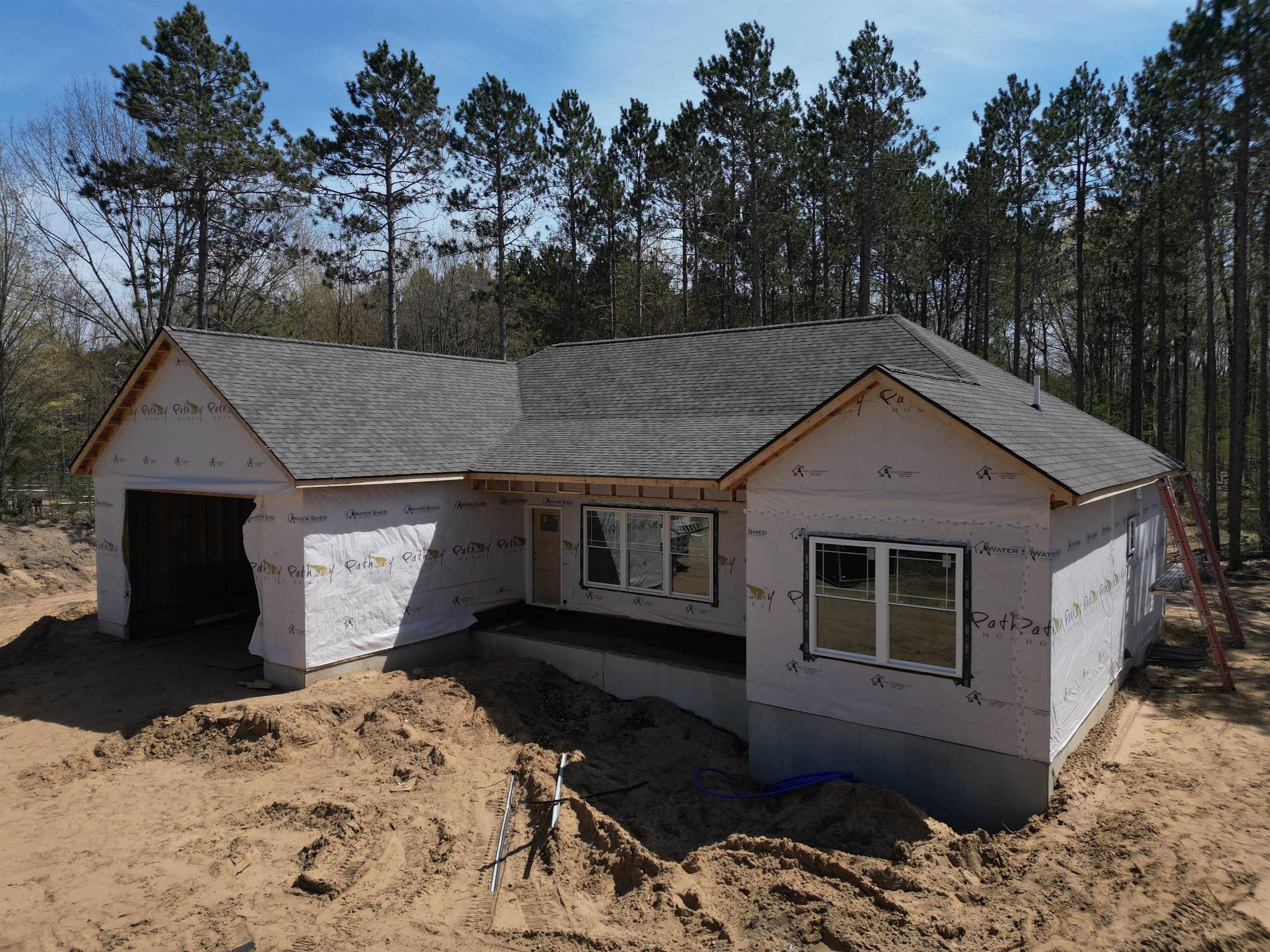 10201 Thiel Road Traverse City, MI 49685 - Photo 9 of 13