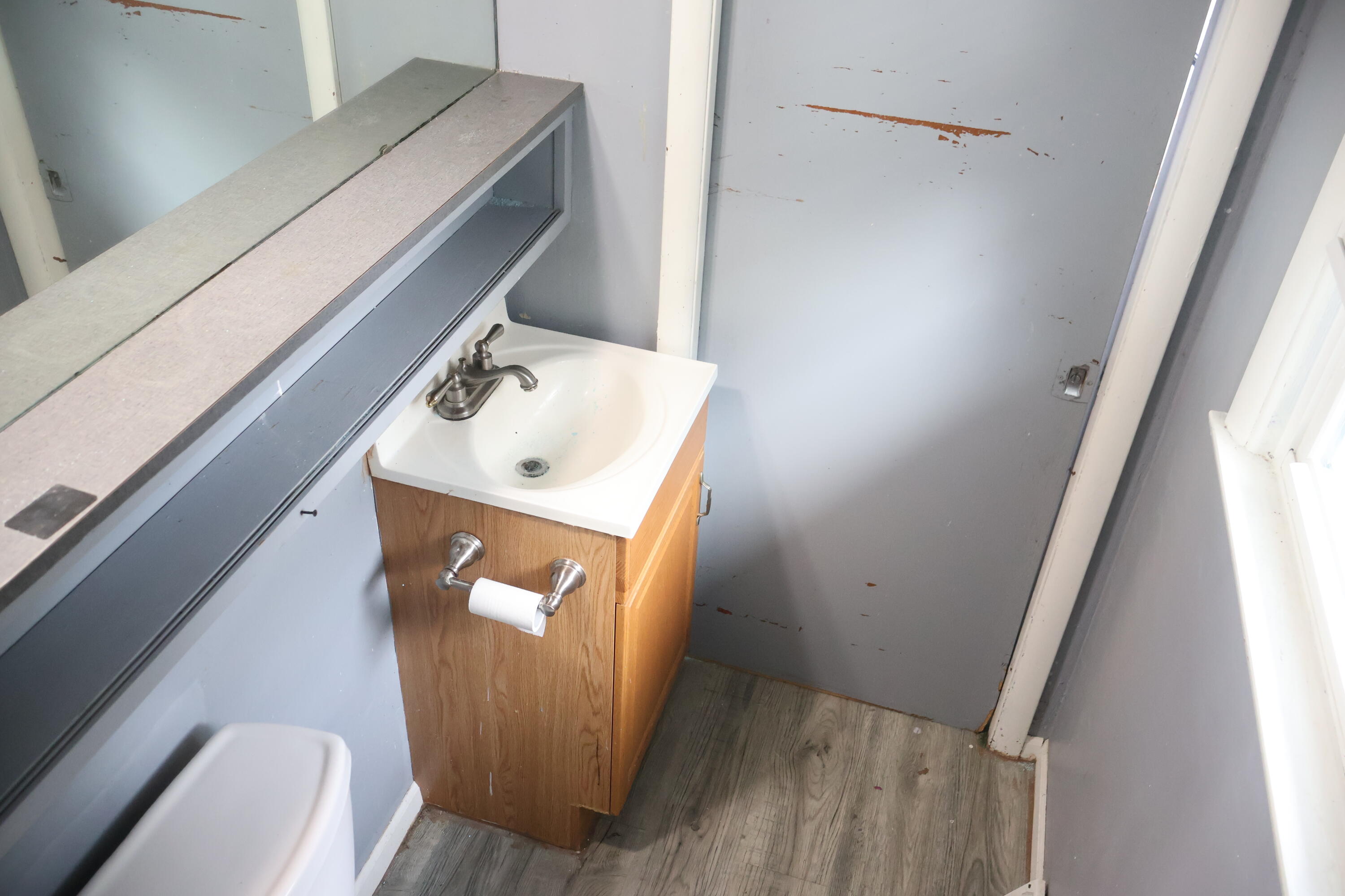 8523 West Glendale Avenue Milwaukee, WI 53225 - Photo 27 of 38 IMG_1807