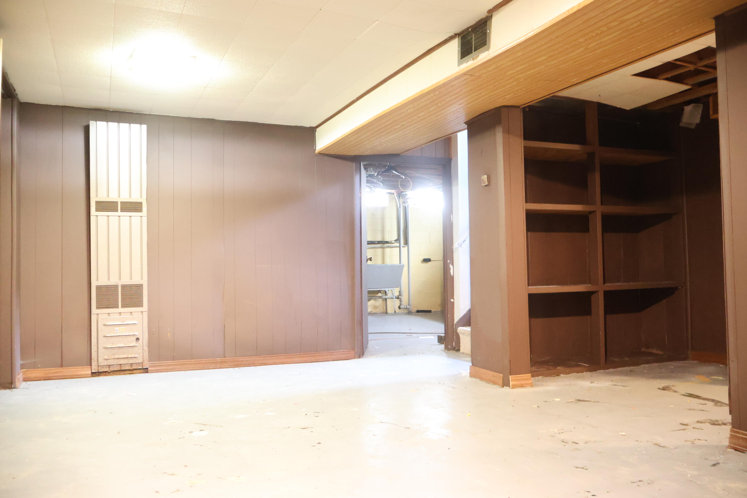 8523 West Glendale Avenue Milwaukee, WI 53225 - Photo 31 of 38 IMG_1832