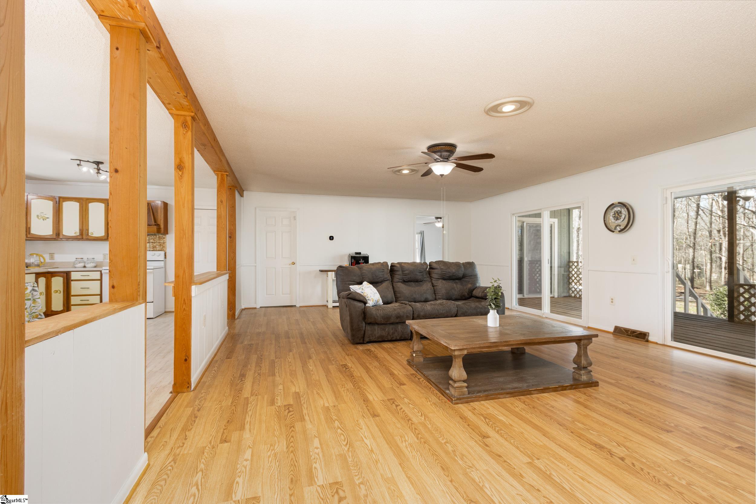 421 Johnson Road Honea Path, SC 29654 - Photo 2 of 36