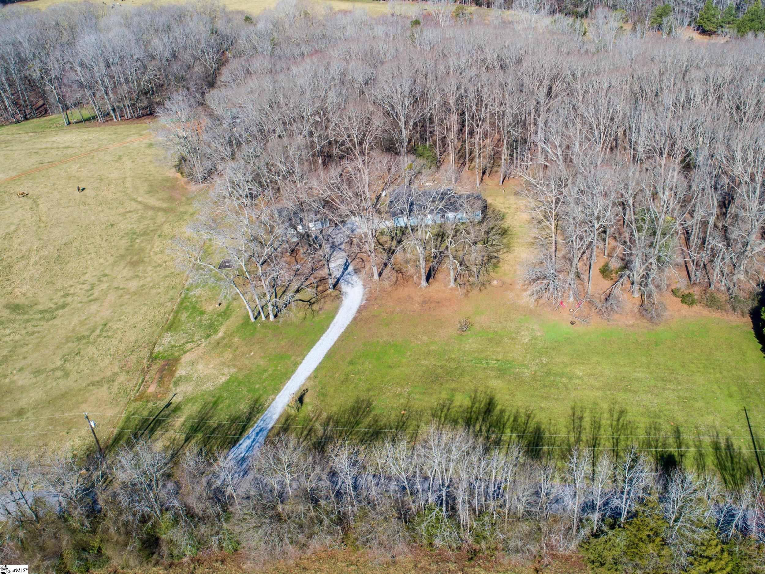421 Johnson Road Honea Path, SC 29654 - Photo 4 of 36