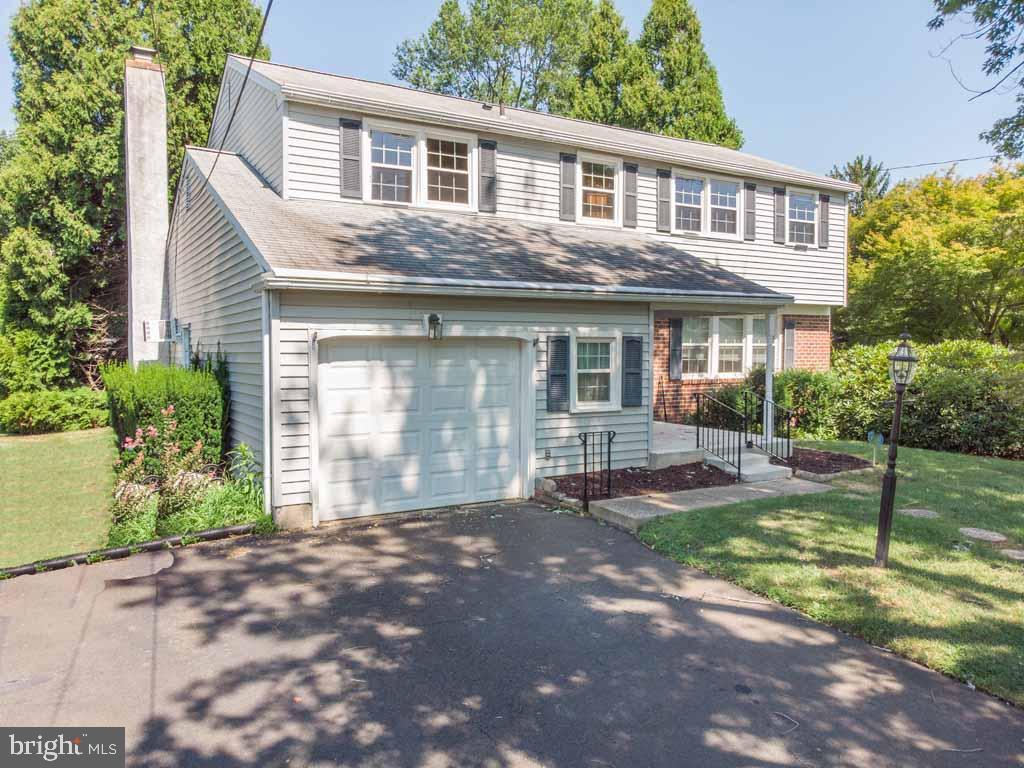 924 Davisville Road Warminster, PA 18974 - Photo 1 of 54 Gallery Image 1