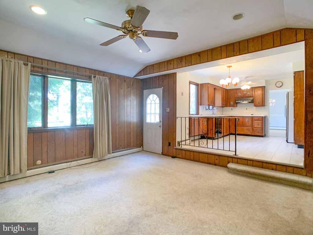 924 Davisville Road Warminster, PA 18974 - Photo 18 of 54 Gallery Image 18