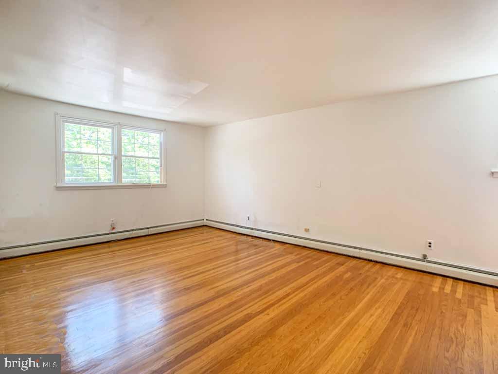 924 Davisville Road Warminster, PA 18974 - Photo 24 of 54 Gallery Image 24