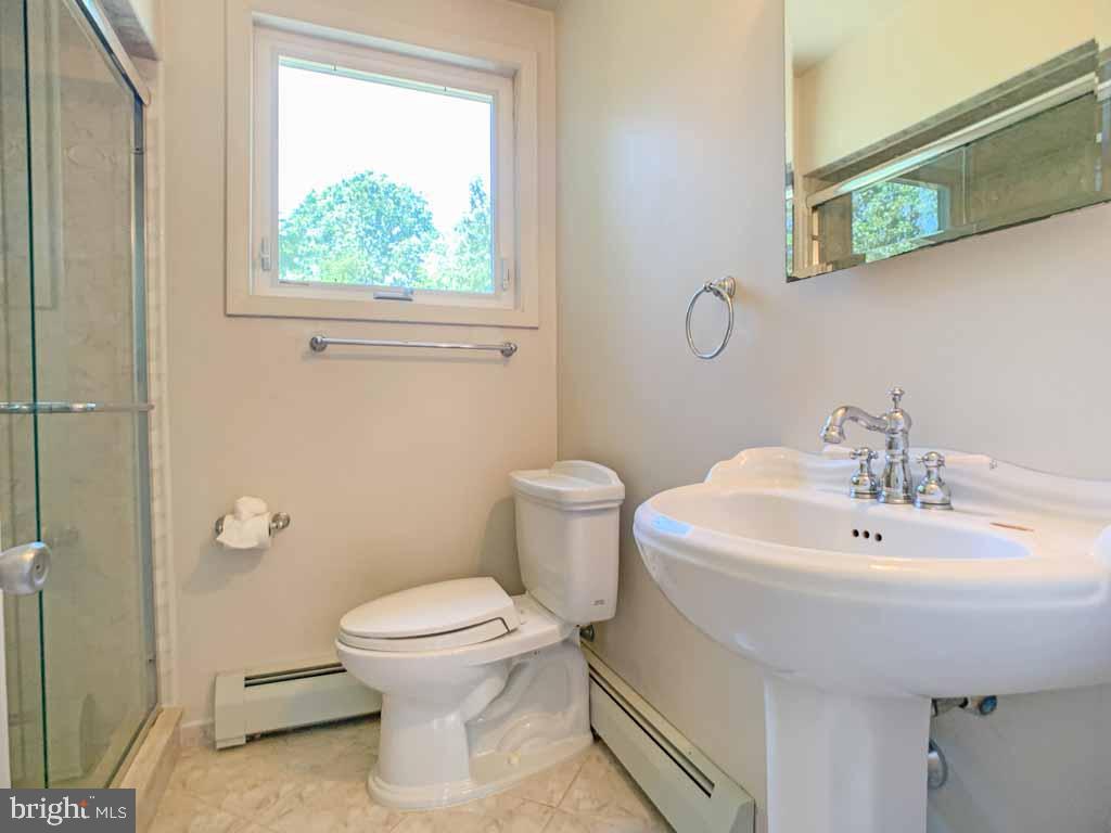 924 Davisville Road Warminster, PA 18974 - Photo 26 of 54 Gallery Image 26