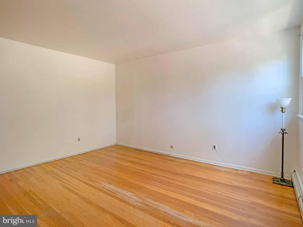 924 Davisville Road Warminster, PA 18974 - Photo 28 of 54 Gallery Image 28