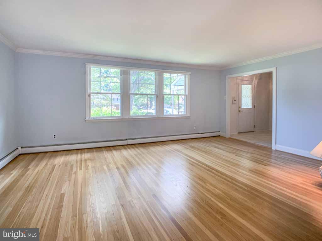 924 Davisville Road Warminster, PA 18974 - Photo 7 of 54 Beautiful Hardwood Floors