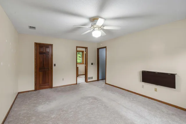 $559,900 | 2360 Apache Court, Mendota Heights, MN 55120