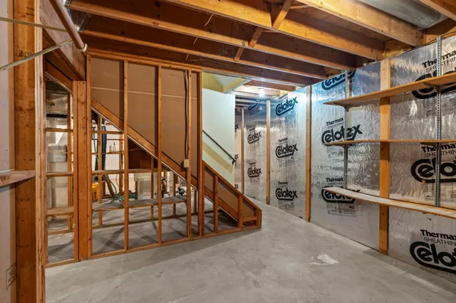 $559,900 | 2360 Apache Court, Mendota Heights, MN 55120