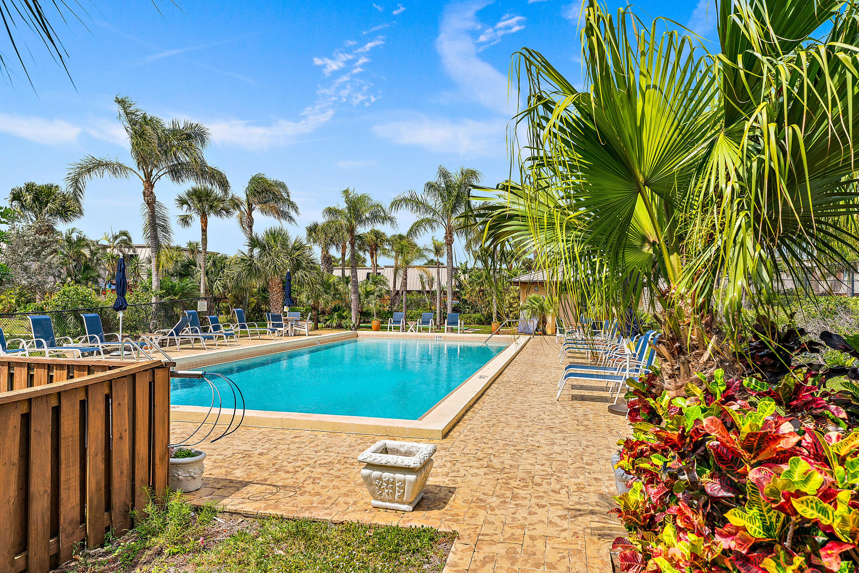 1420 Ocean Way, Unit 18B Jupiter, FL 33477 - Photo 12 of 18 001-1420OceanWayCommunityPhotos-Jupiter-