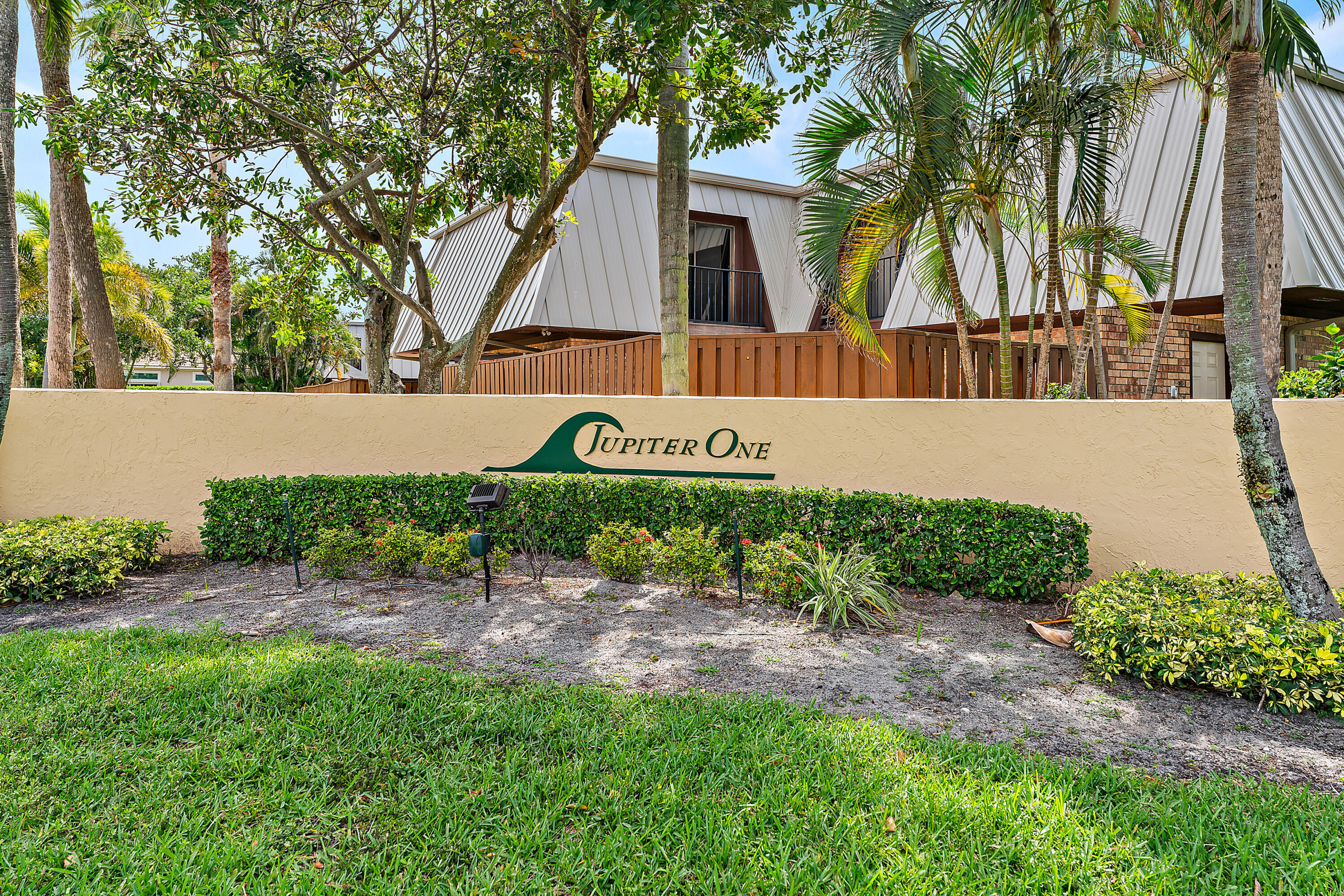 1420 Ocean Way, Unit 18B Jupiter, FL 33477 - Photo 18 of 18 003-1420OceanWayCommunityPhotos-Jupiter-