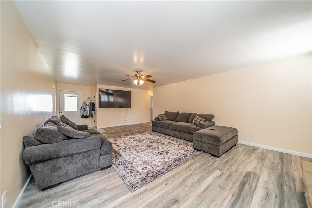 9980 Johnson Phelan, CA 92371 - Photo 7 of 54