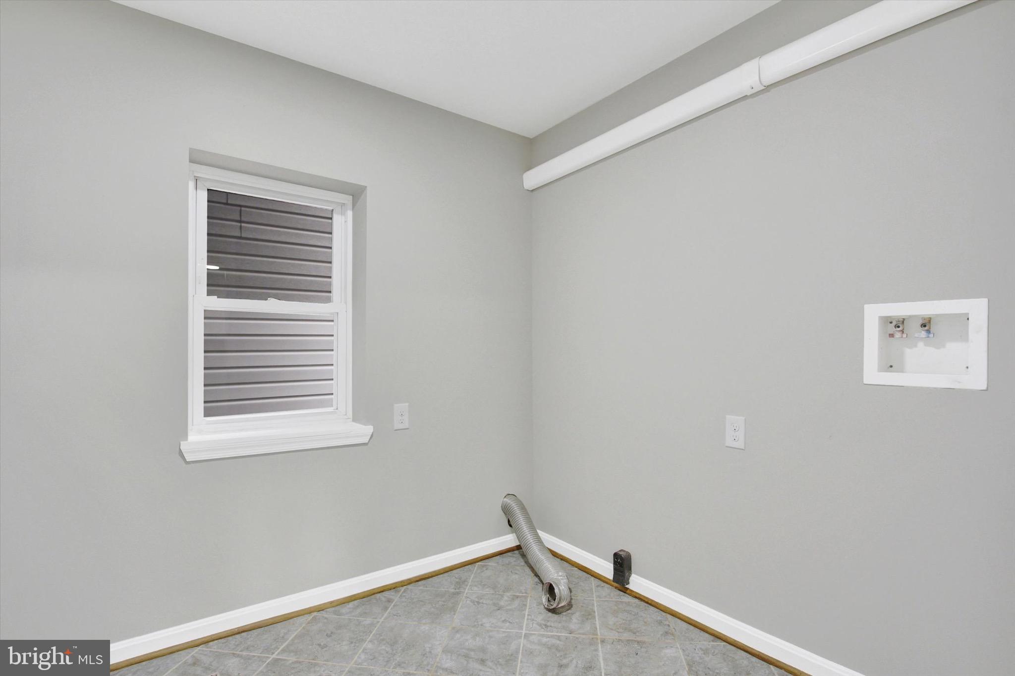 27 Maple Street Gettysburg, PA 17325 - Photo 14 of 33