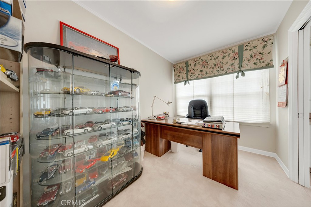 2835 Devonport Road San Marino, CA 91108 - Photo 35 of 54 a room with cabinets