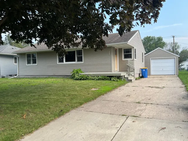 $234,900 | 335 3rd Street Northwest, Blooming Prairie, MN 55917