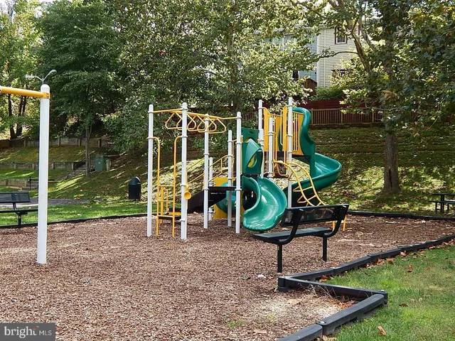 $2,750 | 13110 Putnam Circle, Woodbridge, VA 22191