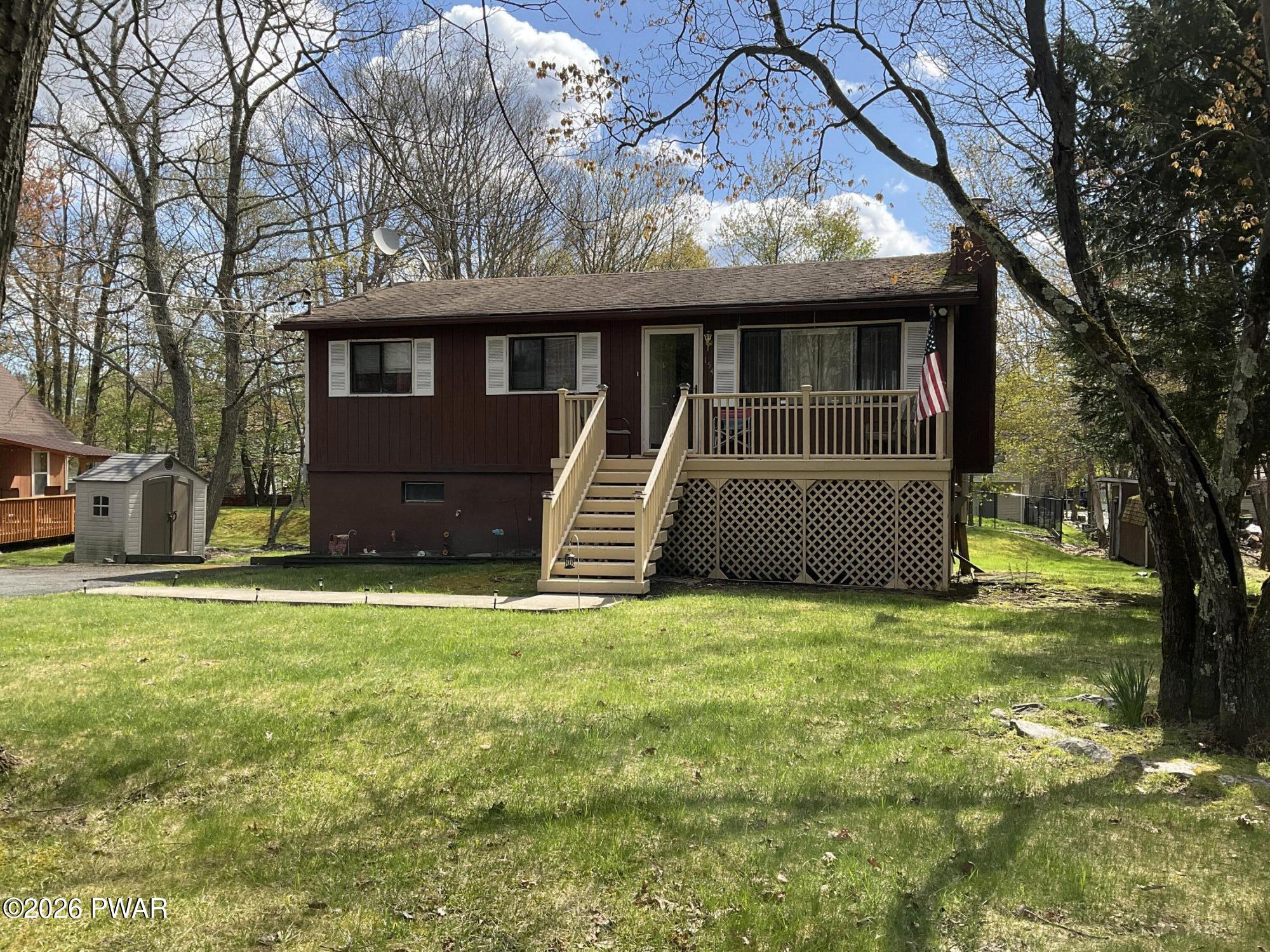 154 Roundhill Road Dingmans Ferry, PA 18328 - Photo 2 of 47