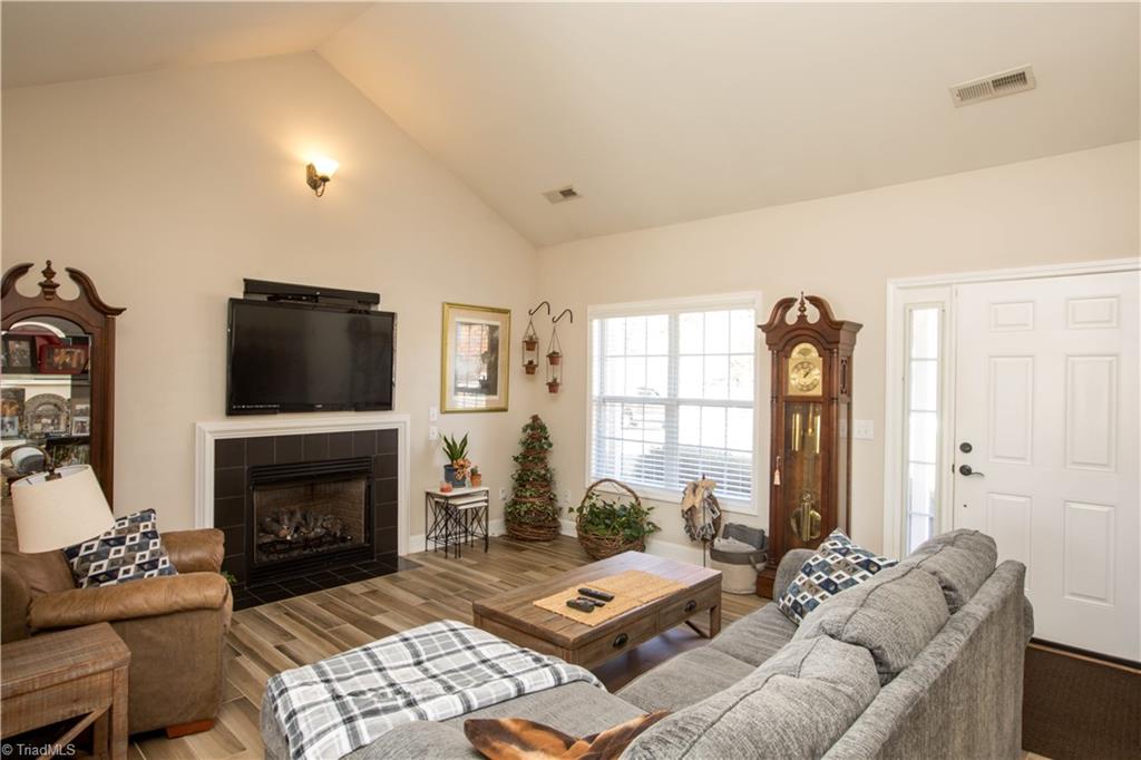 532 Spainhour Road King, NC 27021 - Photo 5 of 36 Gallery Image 5