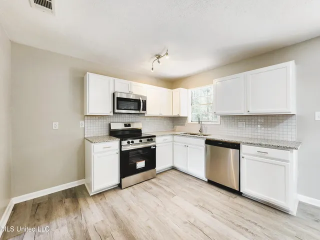 $175,000 | 1513 Kingfisher Drive, Gautier, MS 39553